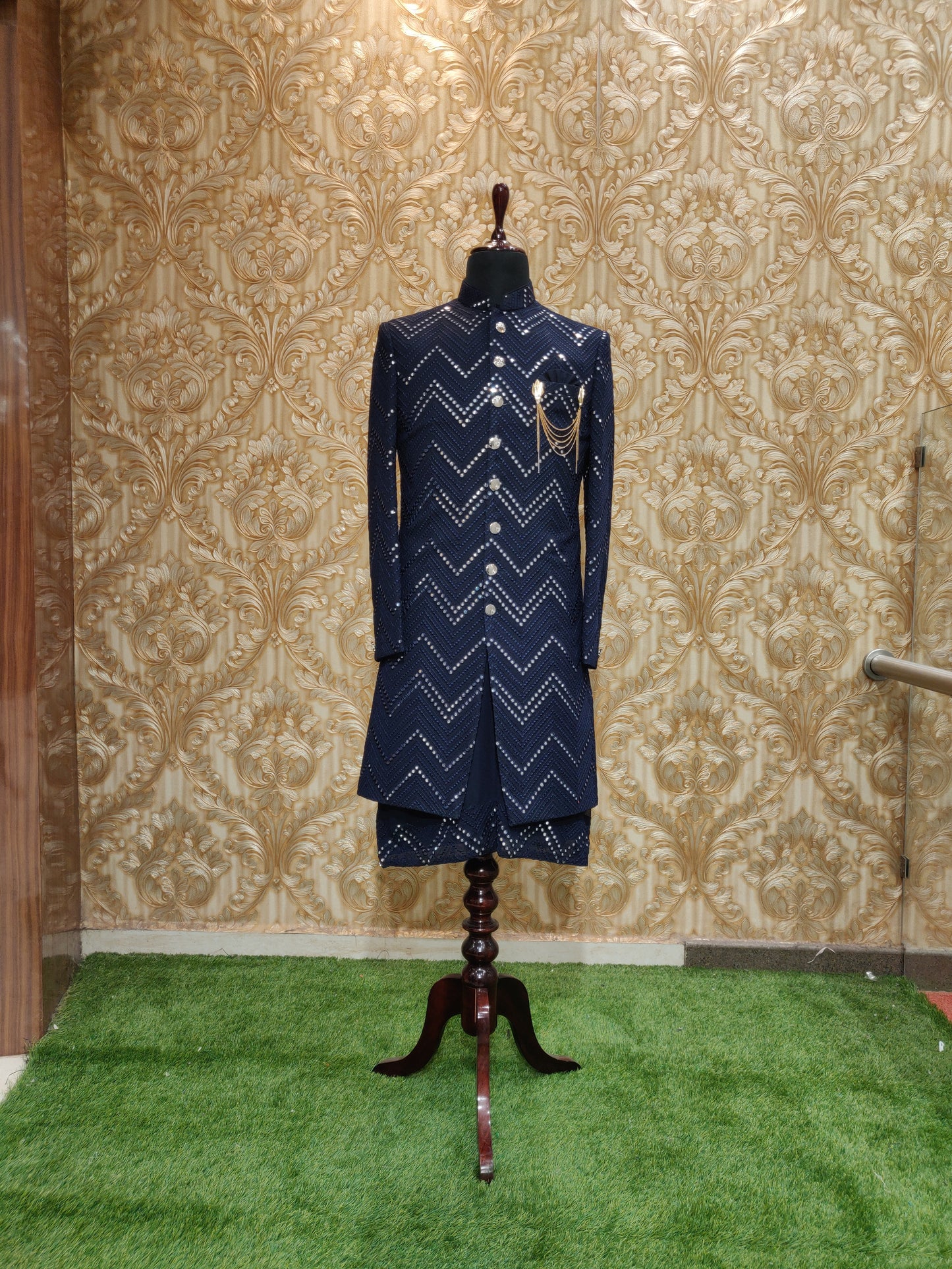 Designer Indo-Western Mirror Embroidery Pattern