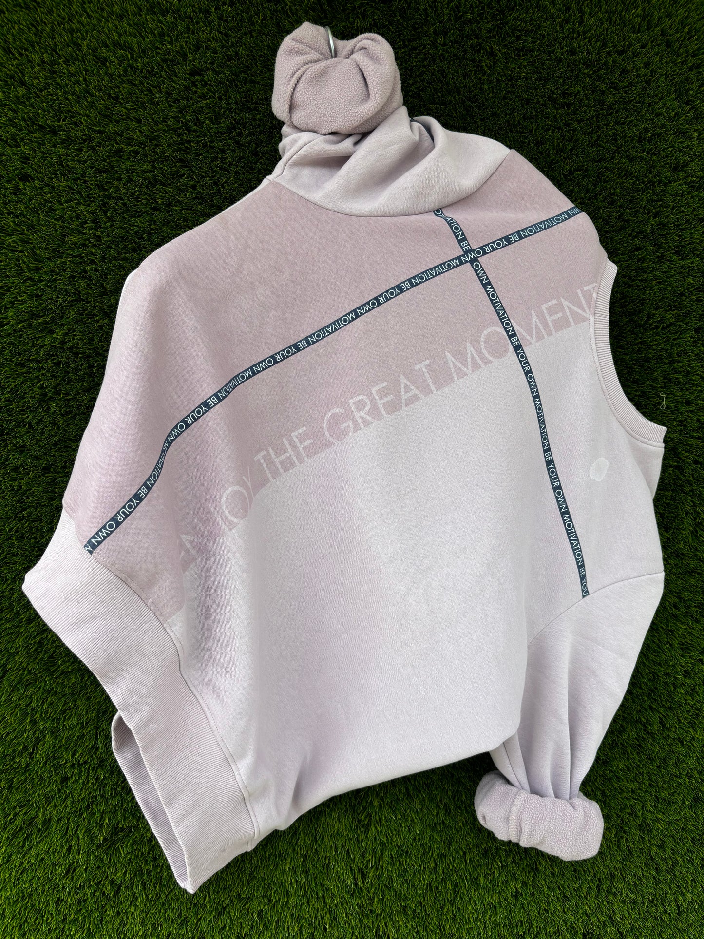 PRINTED ROUND NECK LAVENDER SWEATSHIRT