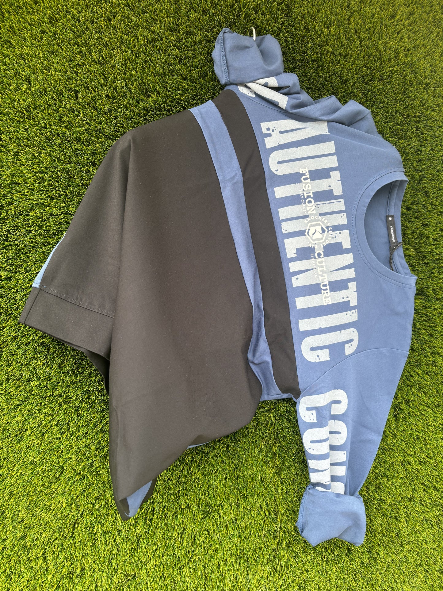 PRINTED CREW NECK BLACK BLUE SWEATSHIRT