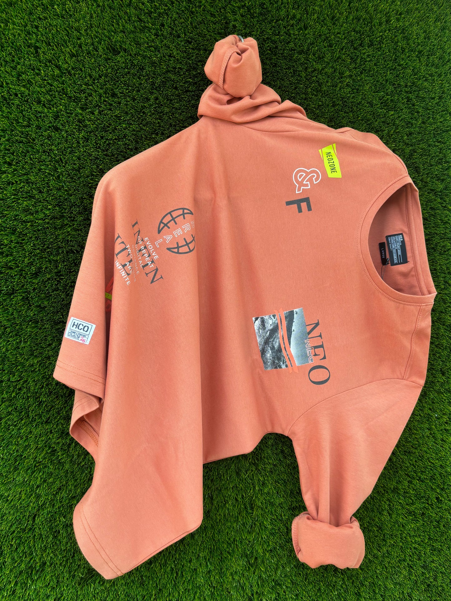 PRINTED ROUND NECK PEACH SWEATSHIRT